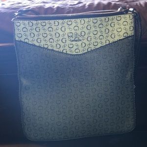 GUESS CROSSBODY